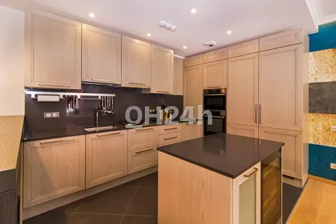 Chính chủ bán nhà ngõ Tô Ngọc Vân 63 m², 5 tầng, nội thất gỗ — ảnh 5